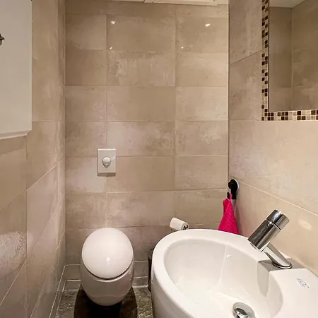 Gorgeous In With Sauna Prázdninový dům Vanse