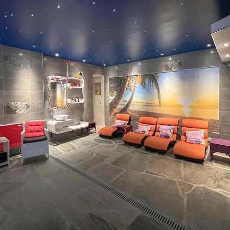 Gorgeous In With Sauna Vanse