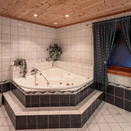 Nyaraló Gorgeous In With Sauna Vanse