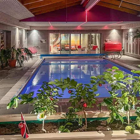 Gorgeous In With Sauna Prázdninový dům Vanse