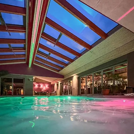 Prázdninový dům Gorgeous In With Sauna