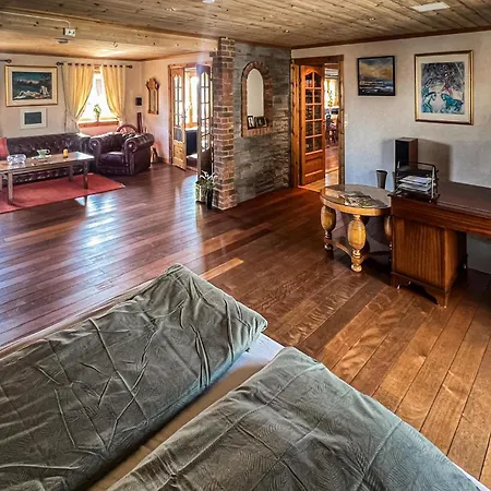 Nyaraló Gorgeous In With Sauna